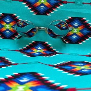 VINTAGE MAX&G ELTON JOHN CHROME SILVER 🪩